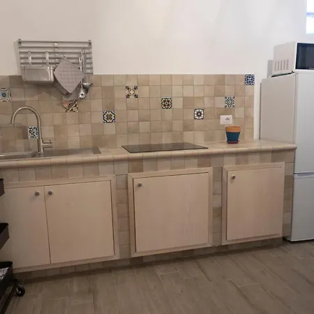 Mrbrown - Cinzia Aparthotel