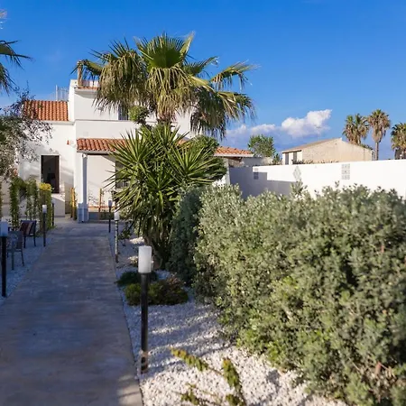 Mrbrown - Cinzia Aparthotel *