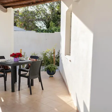 Mrbrown - Cinzia Apartmanhotel *