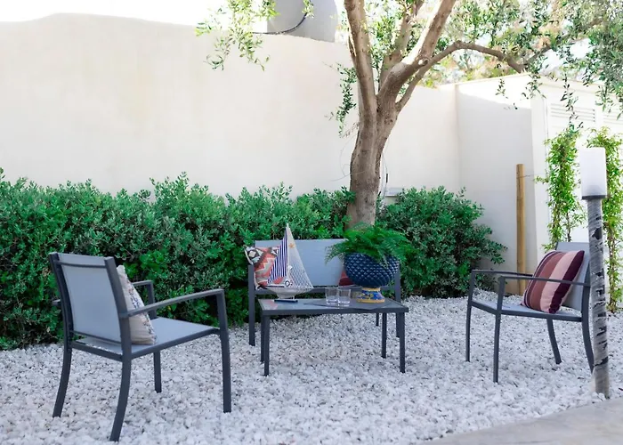 Mrbrown - Cinzia Aparthotel